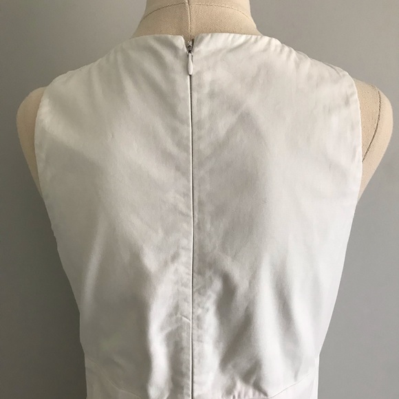 KOOKAÏ White Sleeveless Peekaboo Playsuit - Picture 9 of 15